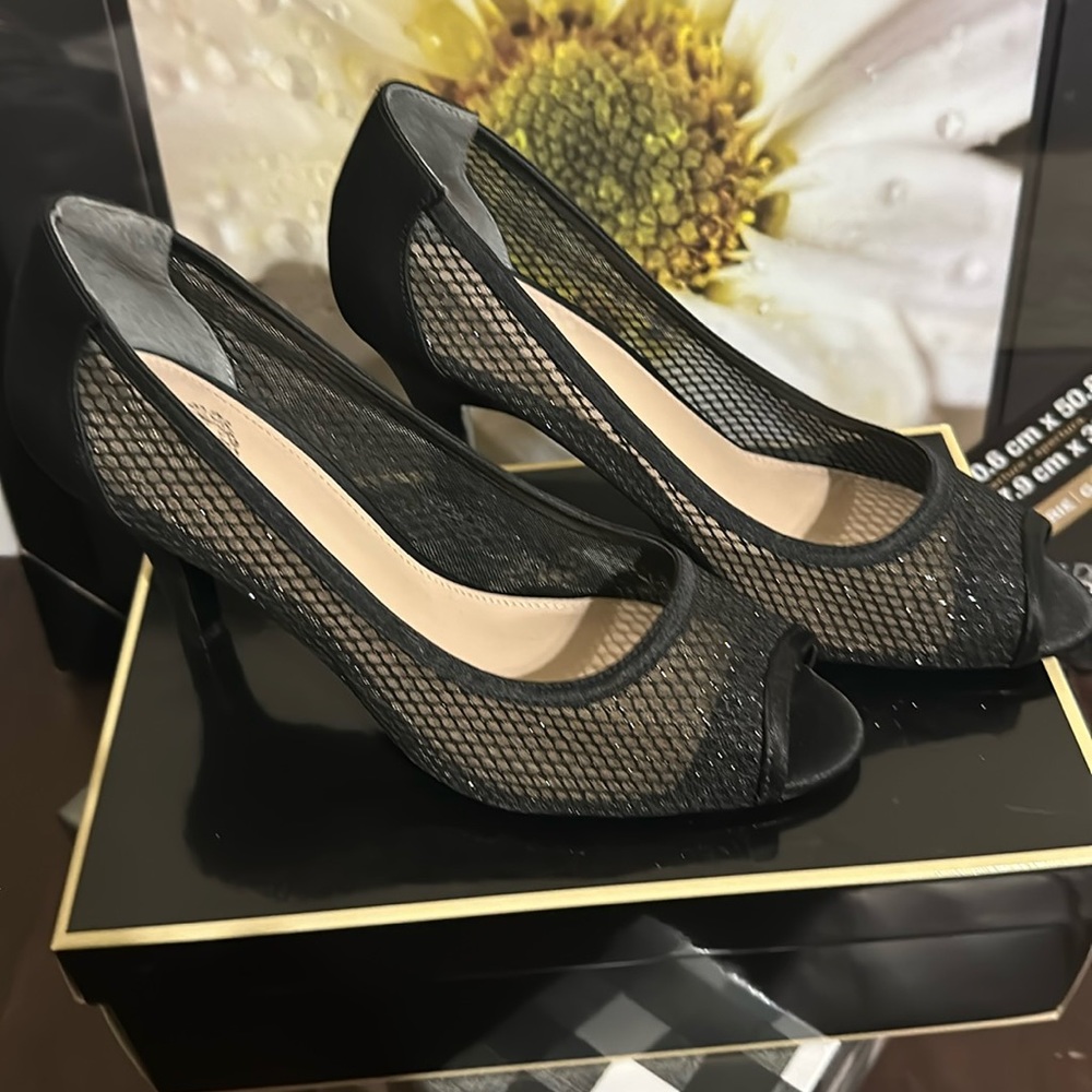 Black heels. New in box, glitzy. Size 8.5 , women’s. I. Miller, beautiful shoes